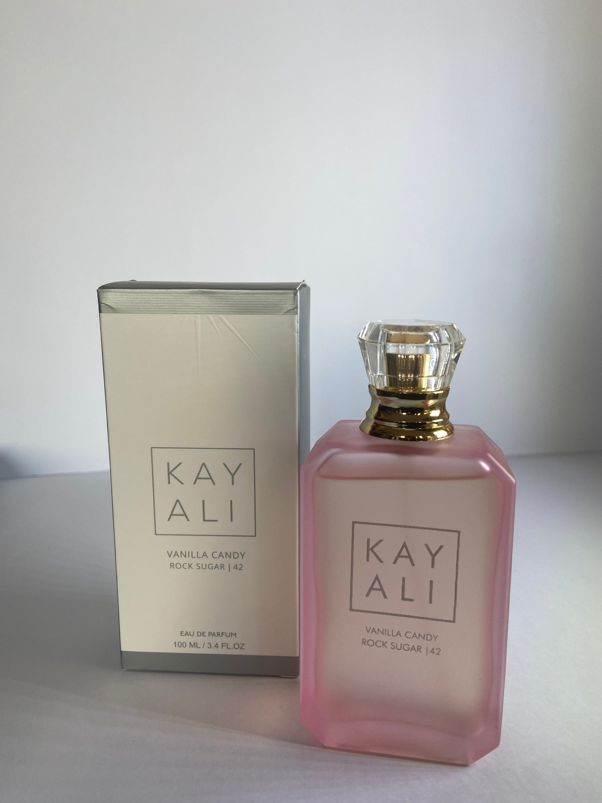 Kayali vanilla candy rock sugar