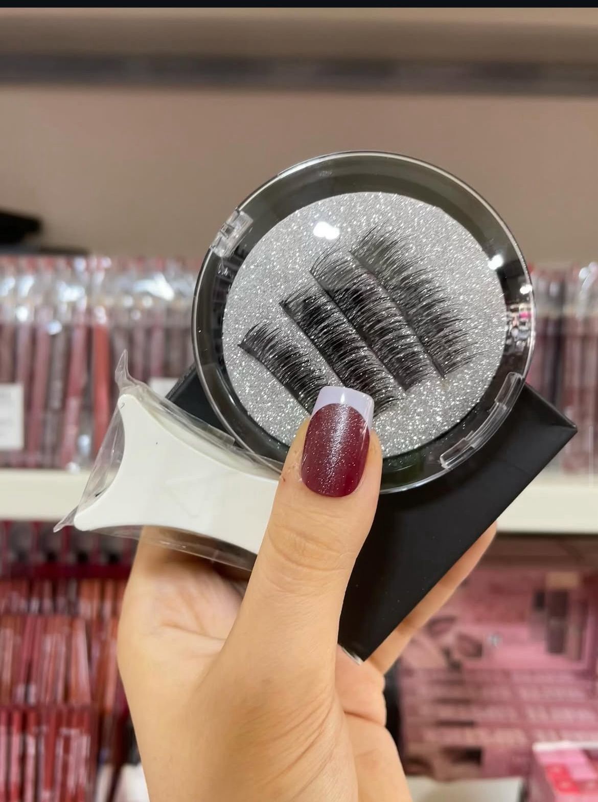 Magnetic lashes
