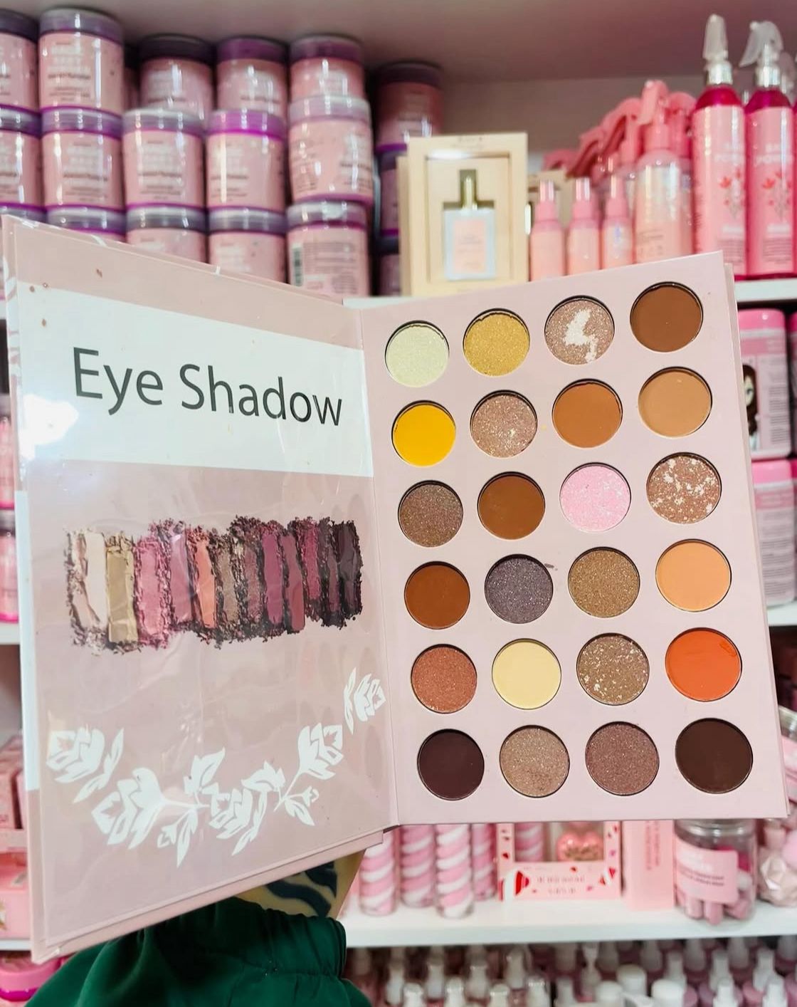 Make up book from yara